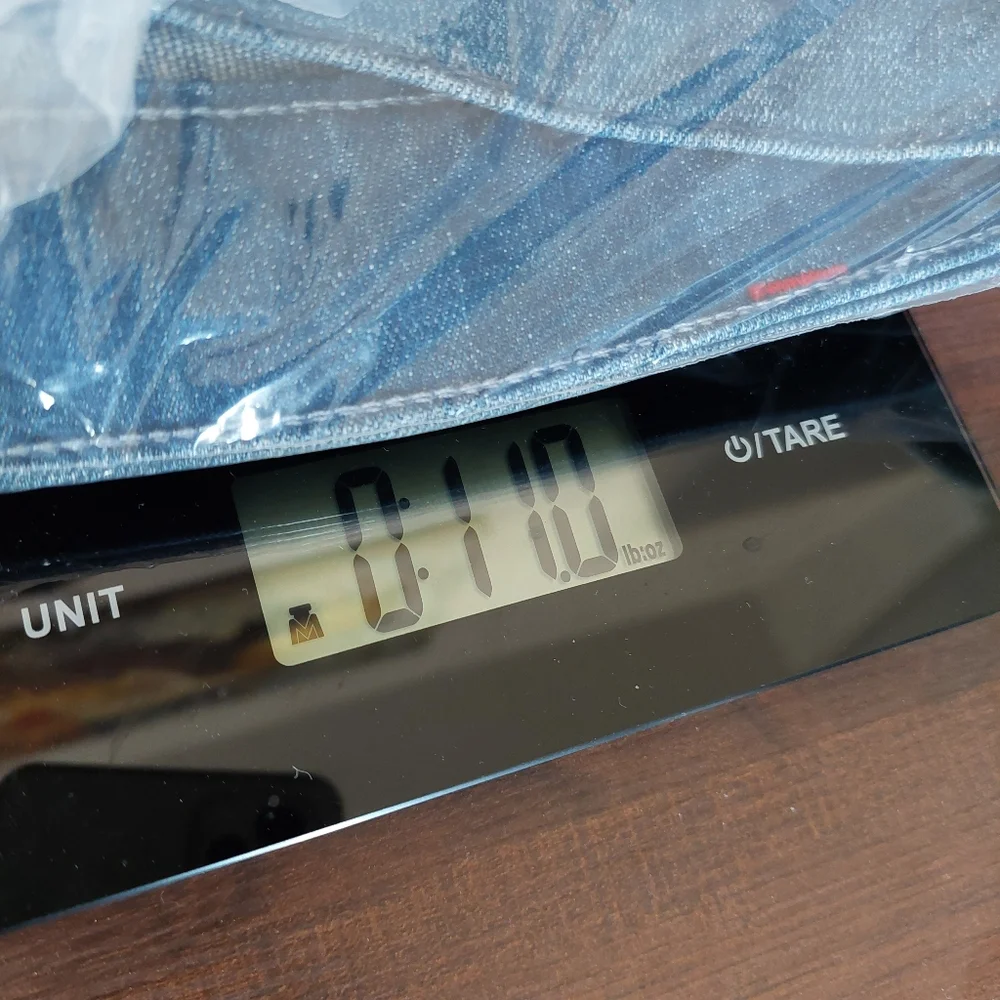 7 For All Mankind Dojo Capri Size 28‎
